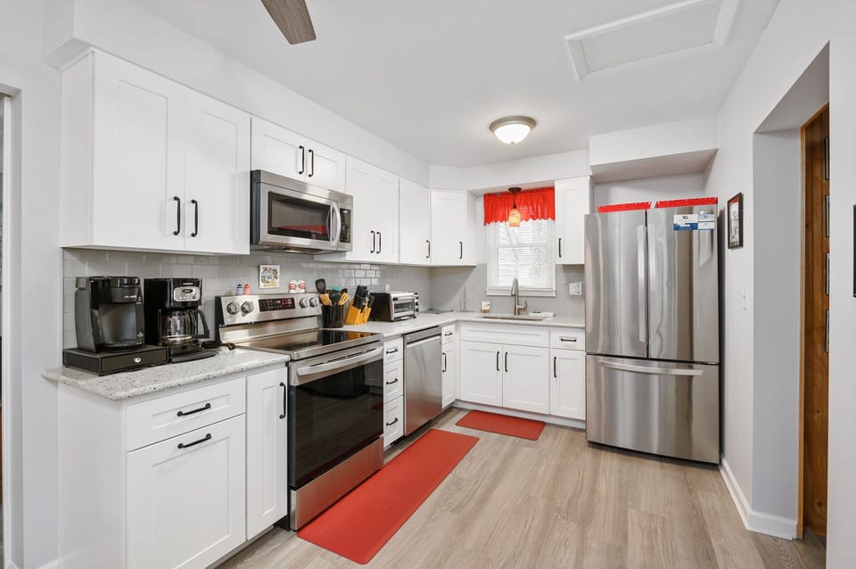 Stainless Appliances and all the bells and whistles!