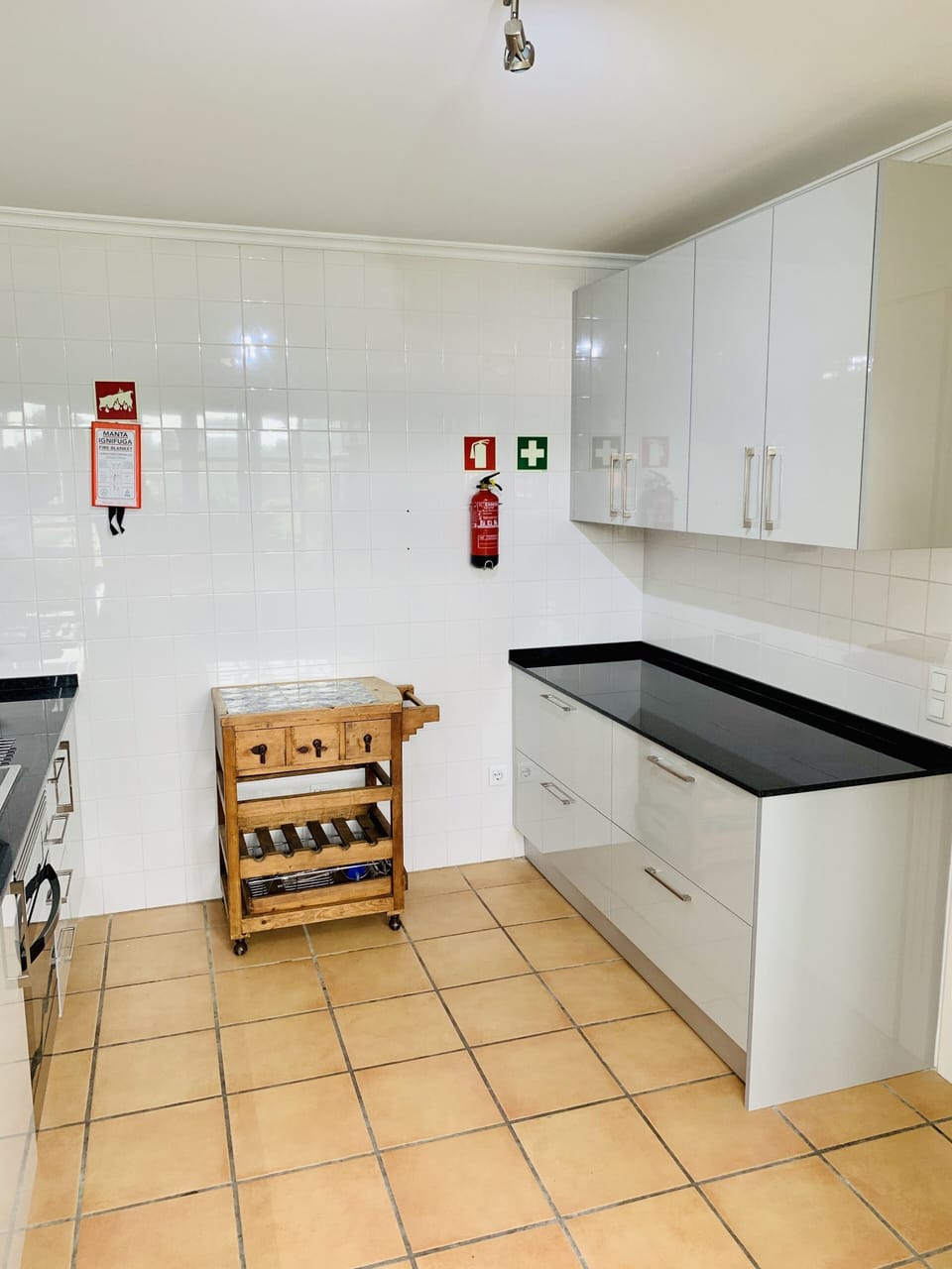 New kitchen installed January 2021.