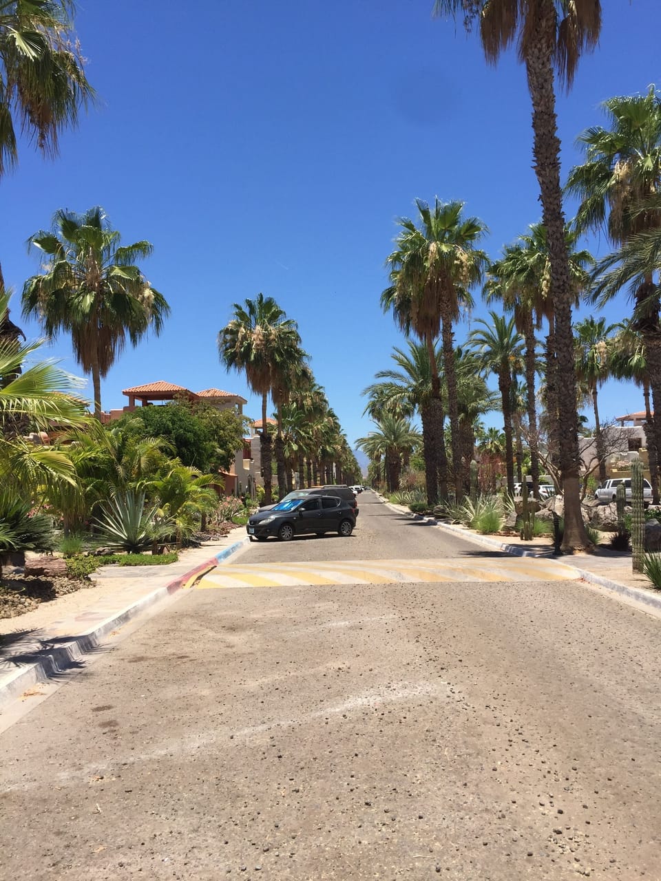 Parking in front on The Pasea