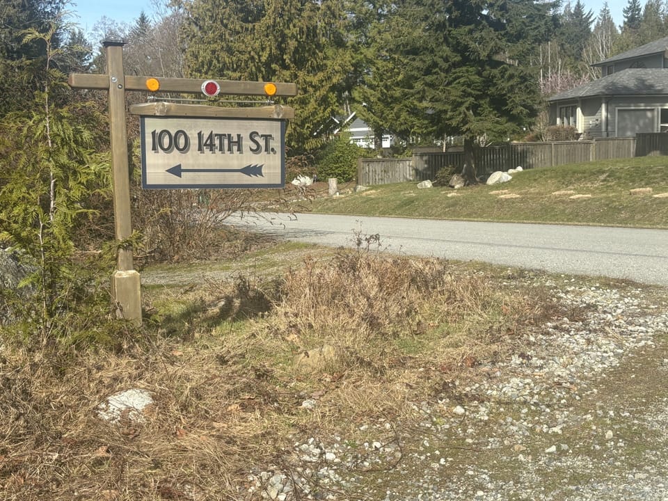 Address Sign Drive in 500’ to open parking area   Voila   Welcome