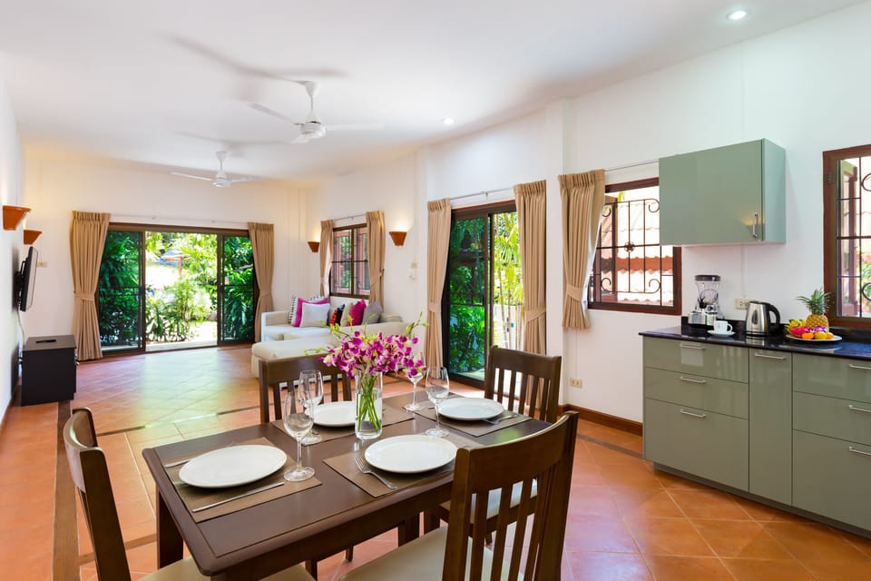 2-Bedroom Pool Villa | In-room dining