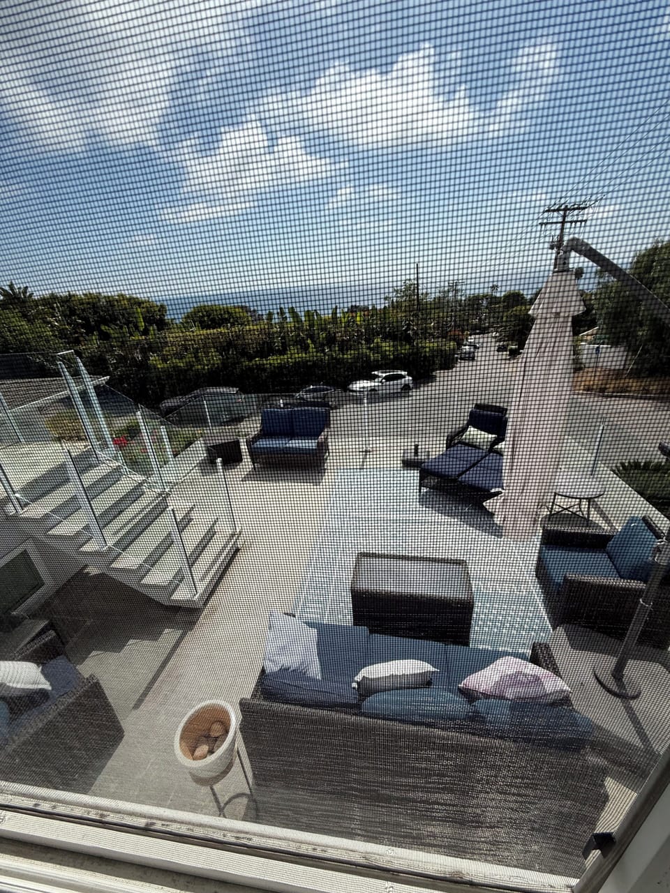 Outdoor deck
