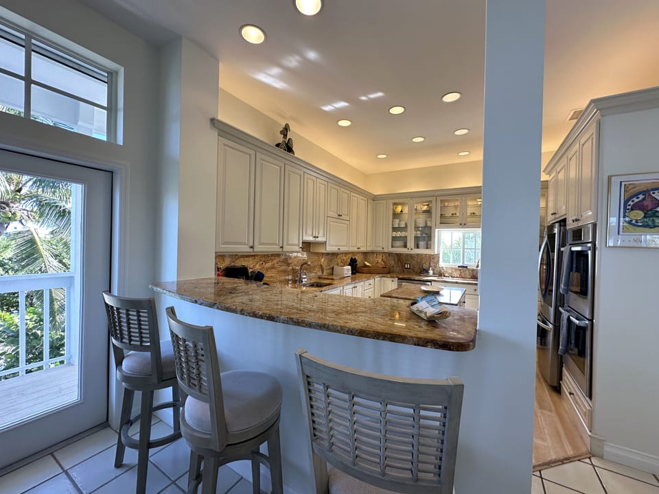 Counter seating for 3.