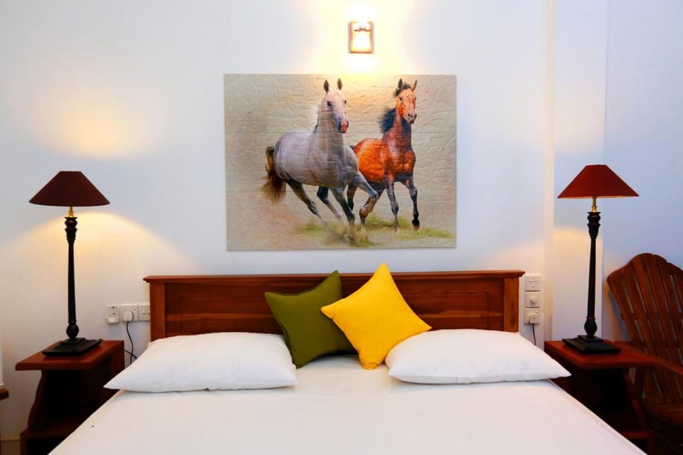 3 bedrooms, Egyptian cotton sheets, premium bedding, Select Comfort beds