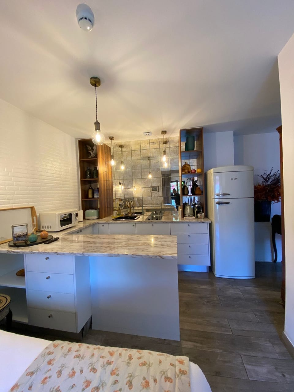 Lua - Estúdio, 1 cama quem-size, terraço, vista jardim | Private kitchen | Fridge, microwave, espresso maker, coffee/tea maker