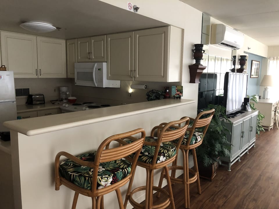 Fully equipped kitchen