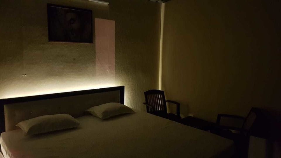 Deluxe Double Private Cottage | Individually decorated, individually furnished, wheelchair access