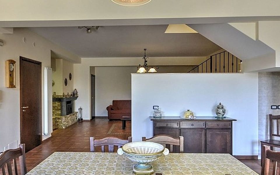 Superior Villa, 6 Bedrooms | In-room dining