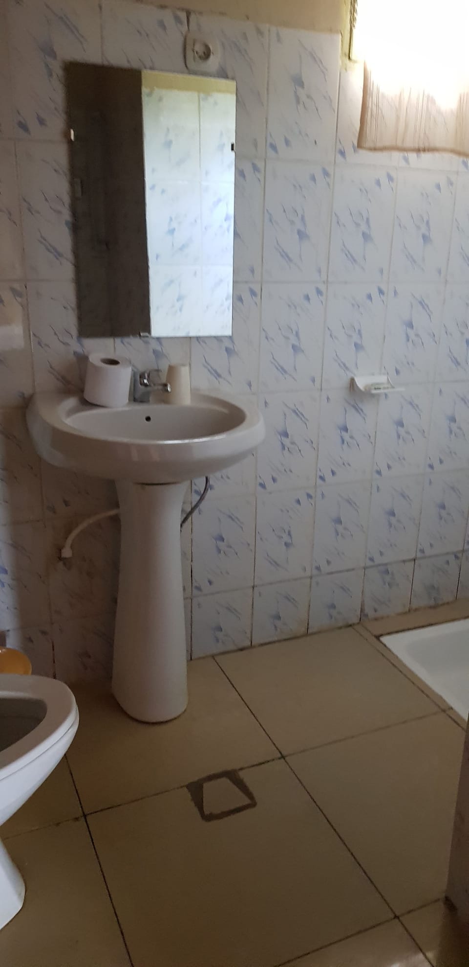 Standard Double Room | Bathroom sink