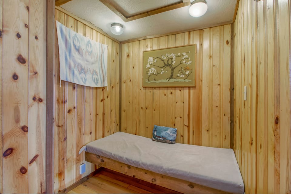 West Beach Resort Cabin in Washington