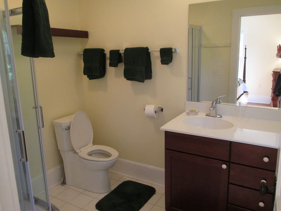 BR 2 Bath