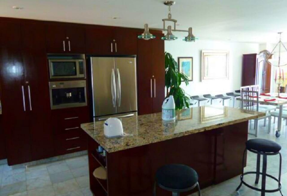 Luxury Duplex, Multiple Beds, Non Smoking, Ocean View | Private kitchen | Full-size fridge, microwave, stovetop, cookware/dishes/utensils
