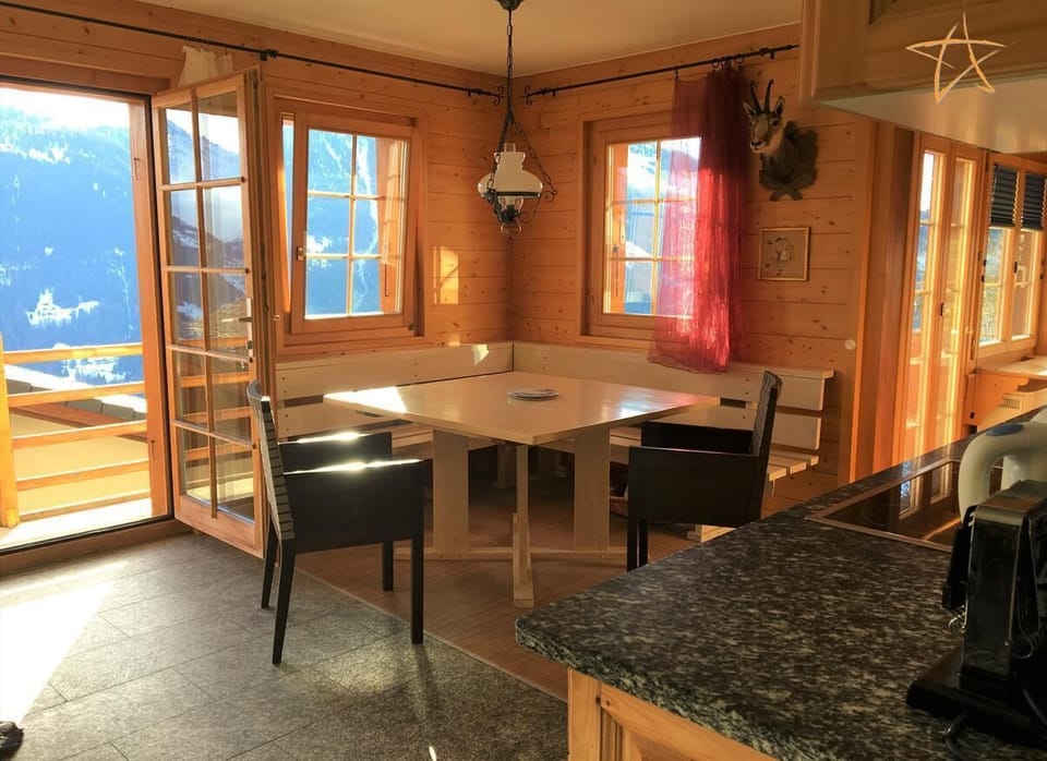 Living room - dining area