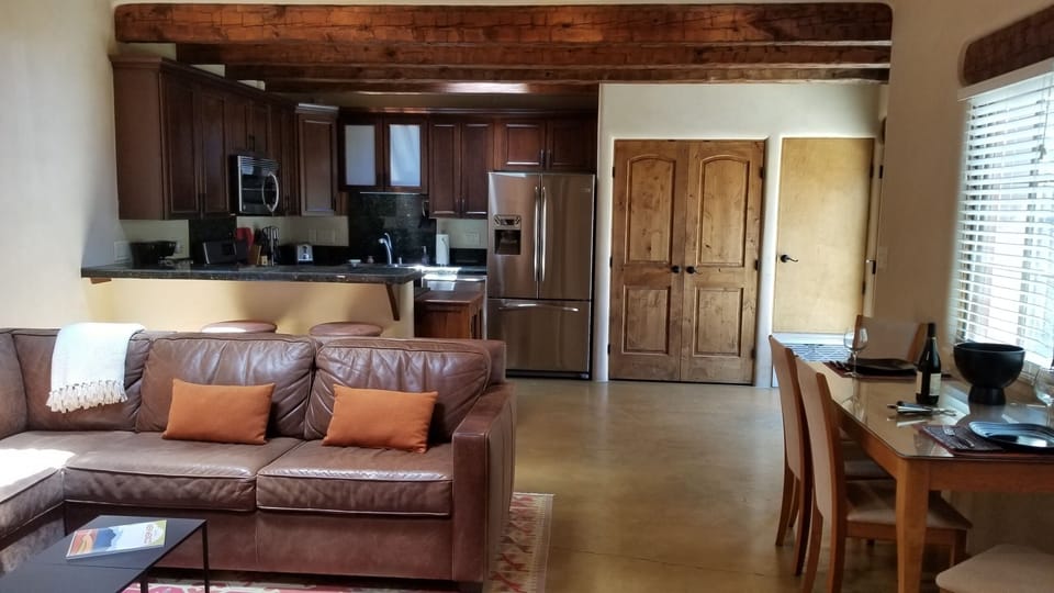 Open floor plan!