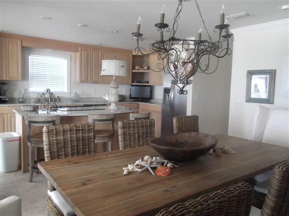 Dining and Kitchen
