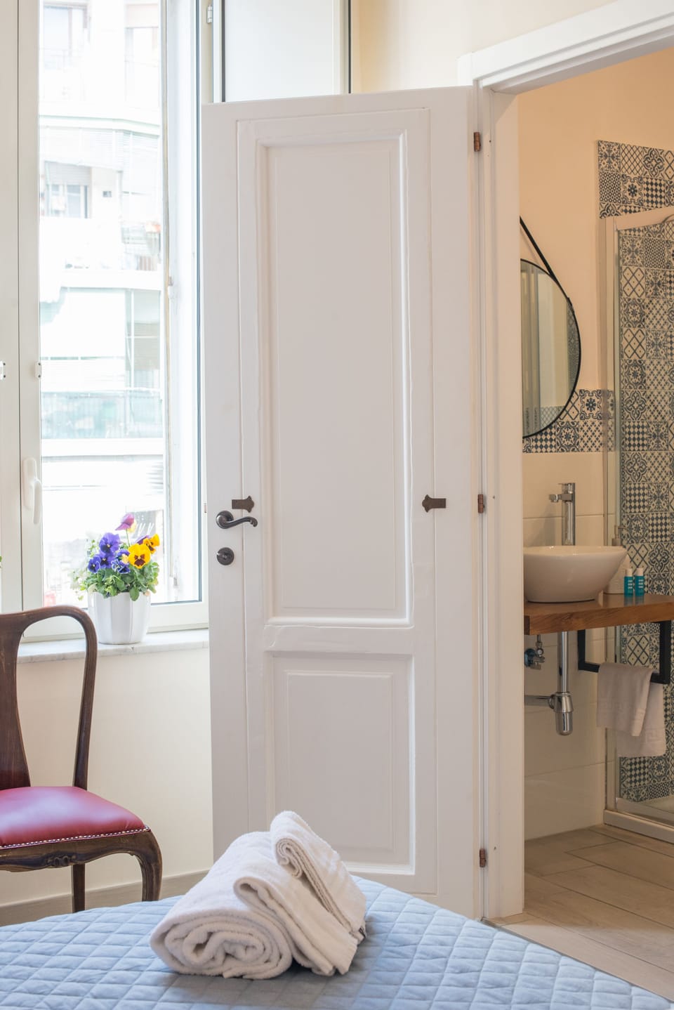 Double Room | Desk, soundproofing, free WiFi, bed sheets