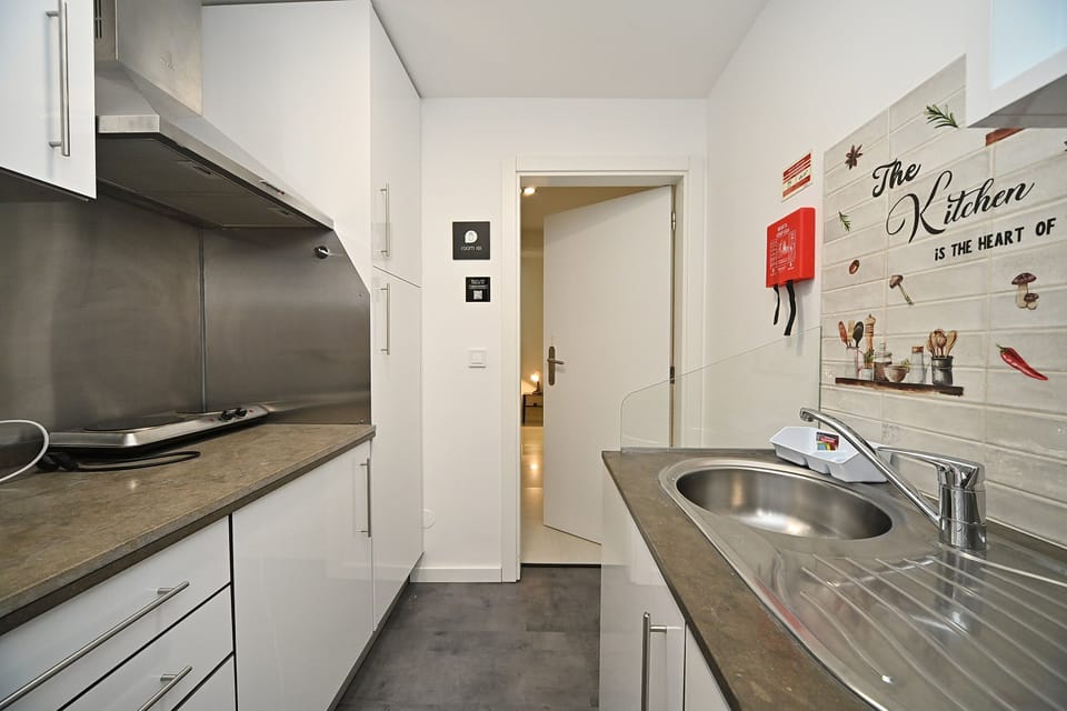 Exclusive Double or Twin Room, Kitchenette | Private kitchen
