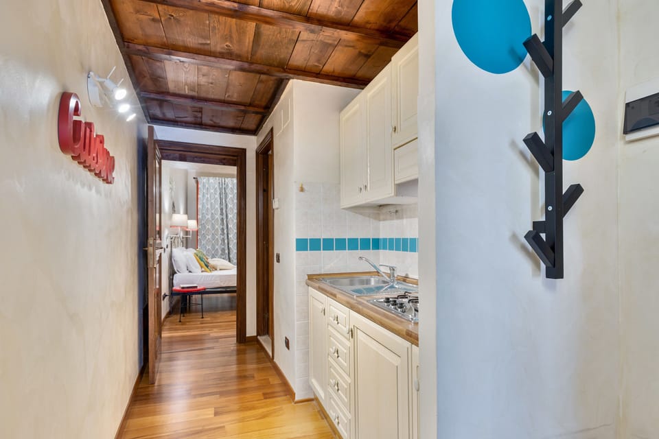 Apartment, 1 Bedroom | Private kitchen | Fridge, stovetop, coffee/tea maker, electric kettle