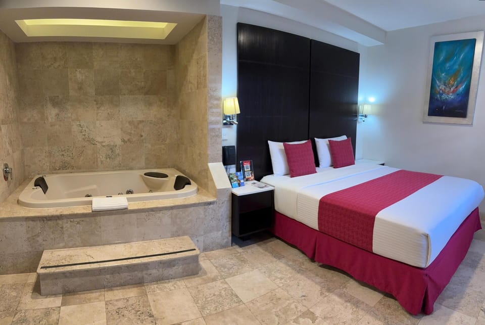 Superior Room, Non Smoking, Jetted Tub | In-room safe, blackout drapes, iron/ironing board, bed sheets