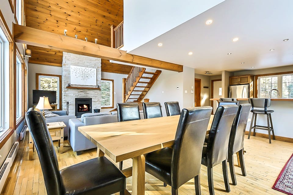 Dining room area