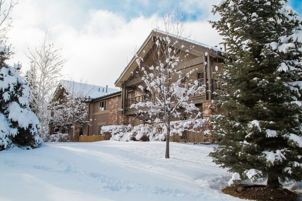 ParkCityResortLodging-JupiterInn10