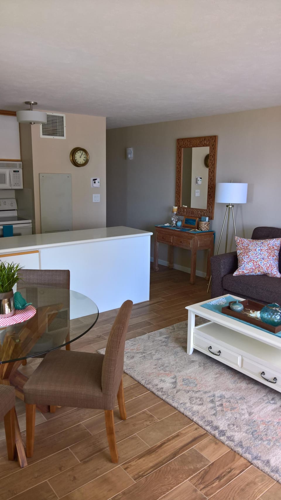 Dining/Living Room