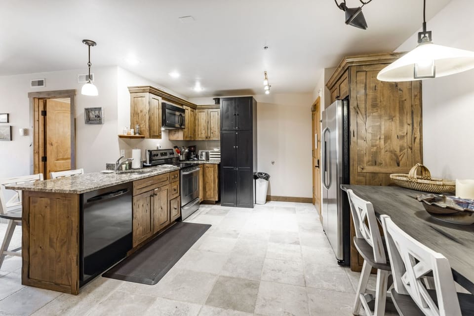 CooperWynnPropertyManagement-Jupiter Inn 18