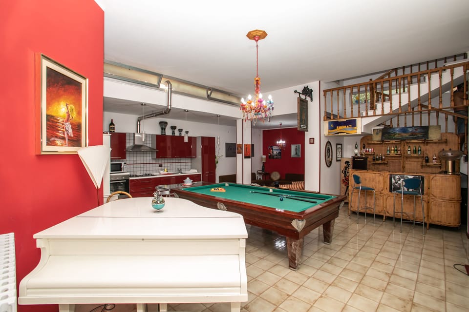 Game room