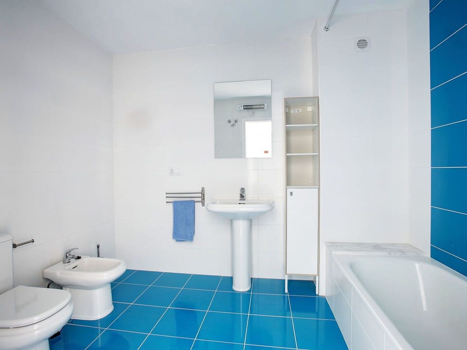 Bathroom, Room, Property, Plumbing Fixture, Toilet, Floor, Tile, House, Architecture, Interior Design