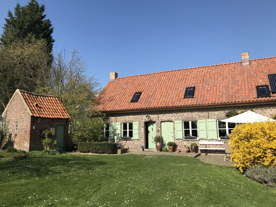 Holiday home in spring