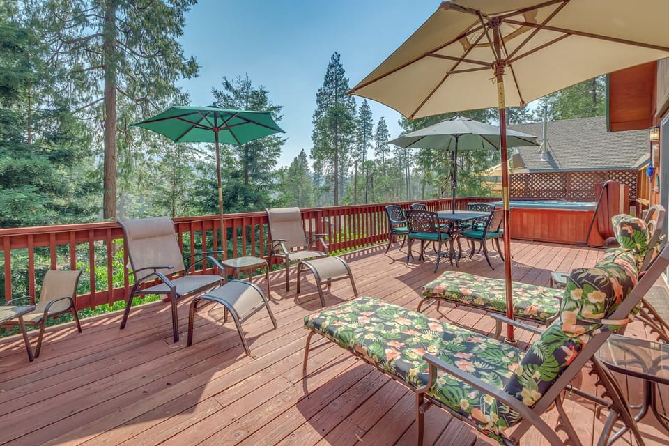 Outdoor Sierra Living