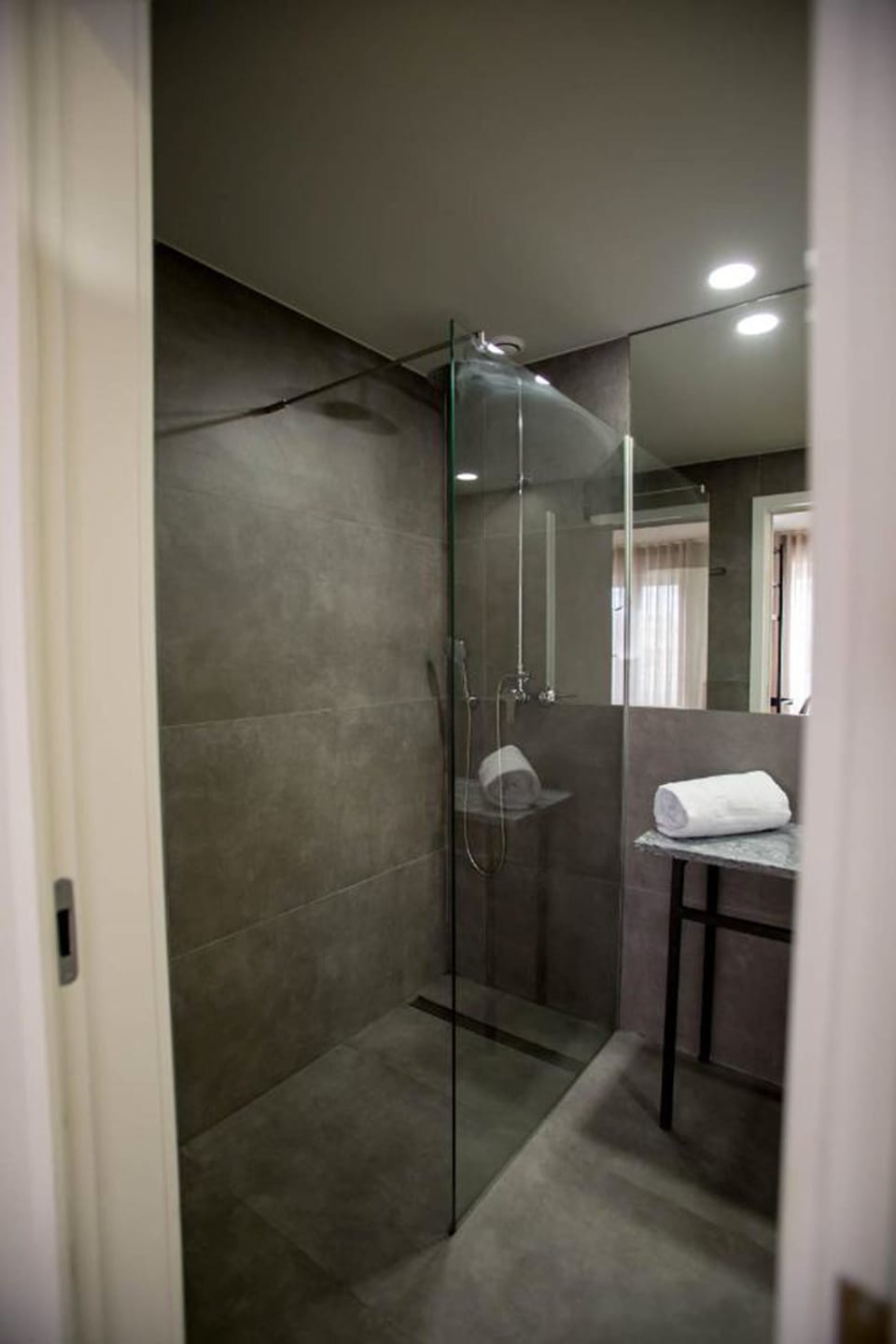 Bathroom shower