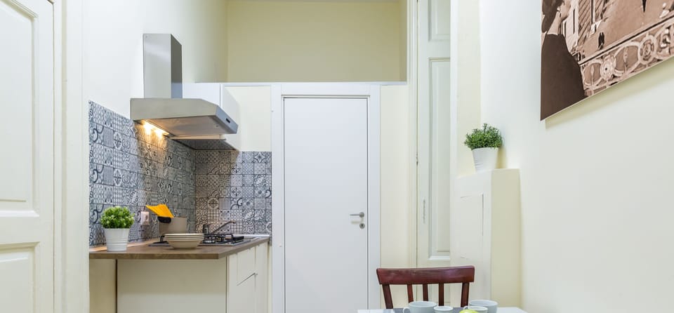 Apartment, 2 Bedrooms | Private kitchen | Fridge, stovetop, coffee/tea maker, electric kettle