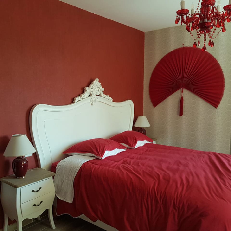 Double Room (Carmen) | Individually decorated, individually furnished, iron/ironing board