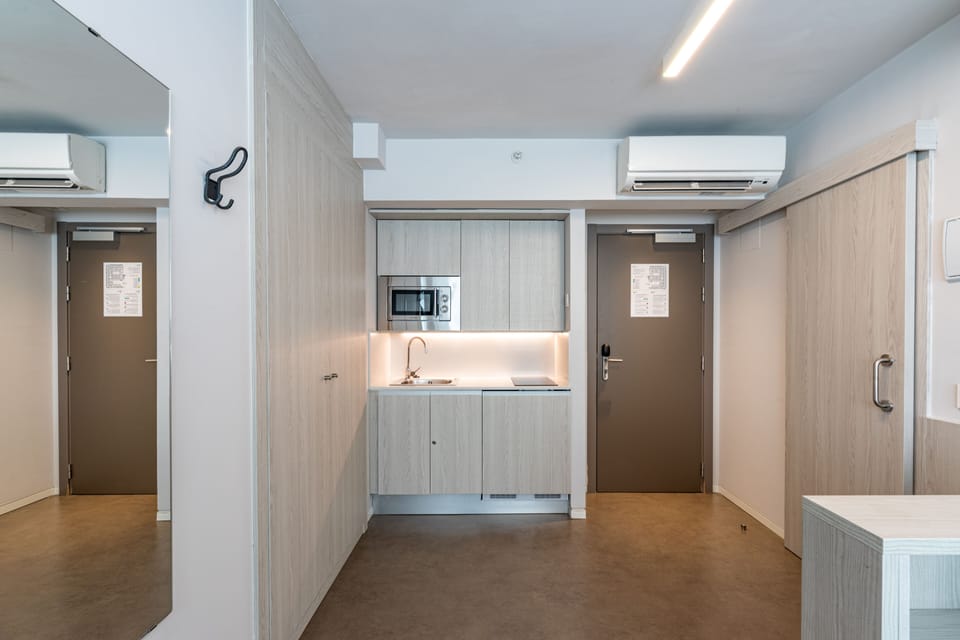 Comfort Studio | Private kitchen | Fridge, microwave