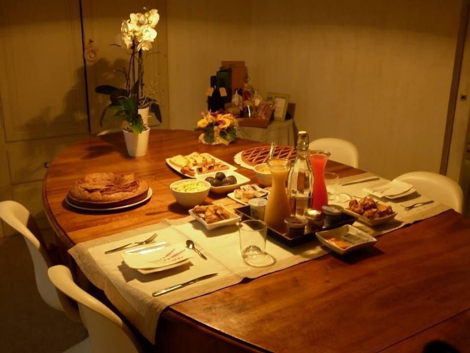 Daily cooked-to-order breakfast for a fee