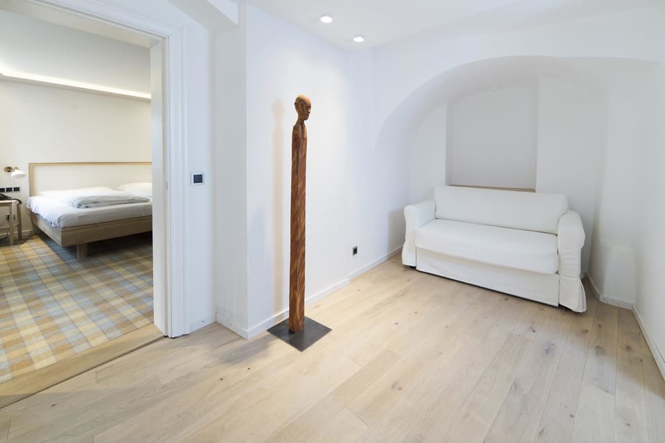 Double Room | Living area | 60-cm TV with cable channels