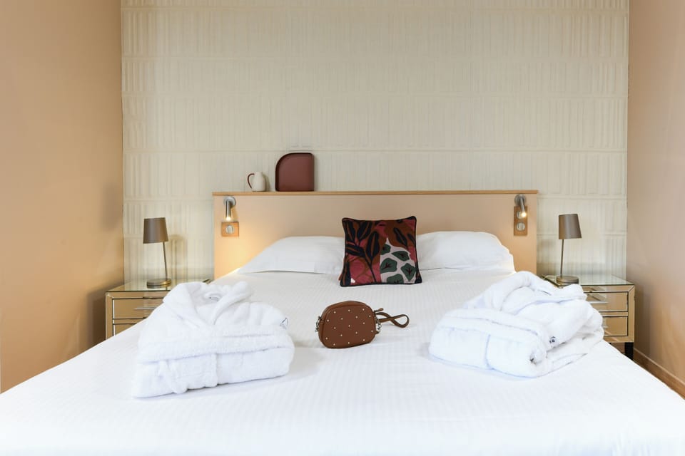 Standard Double Room | Individually decorated, individually furnished, desk, blackout drapes