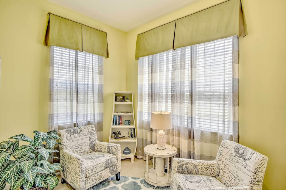 Lounge Area