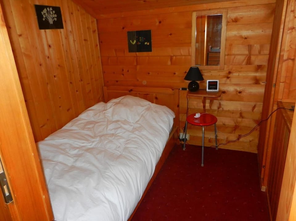 single bedroom