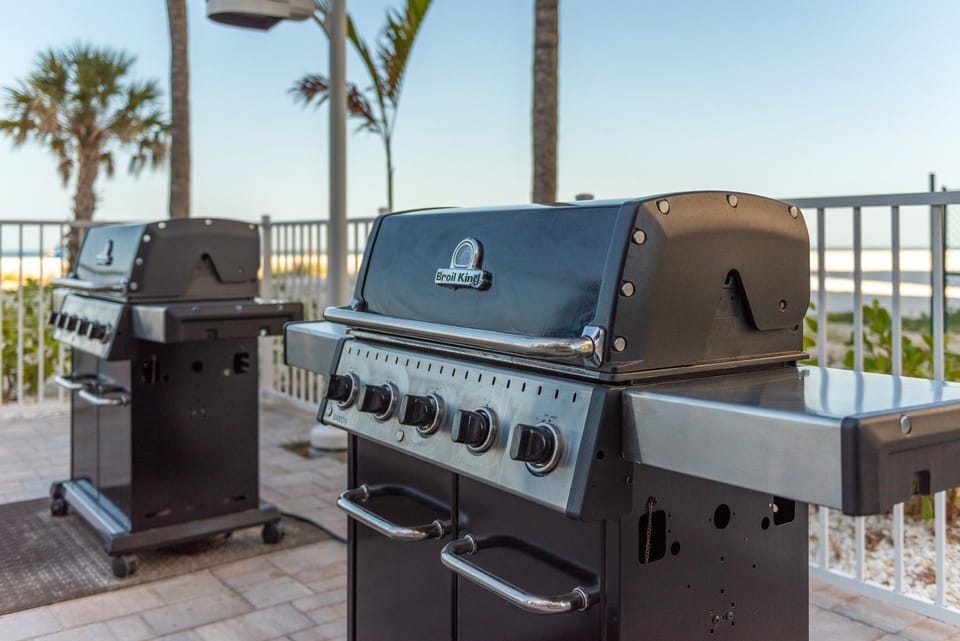 Fire up the grill for a sunset barbecue, with the sound of waves as your backdrop