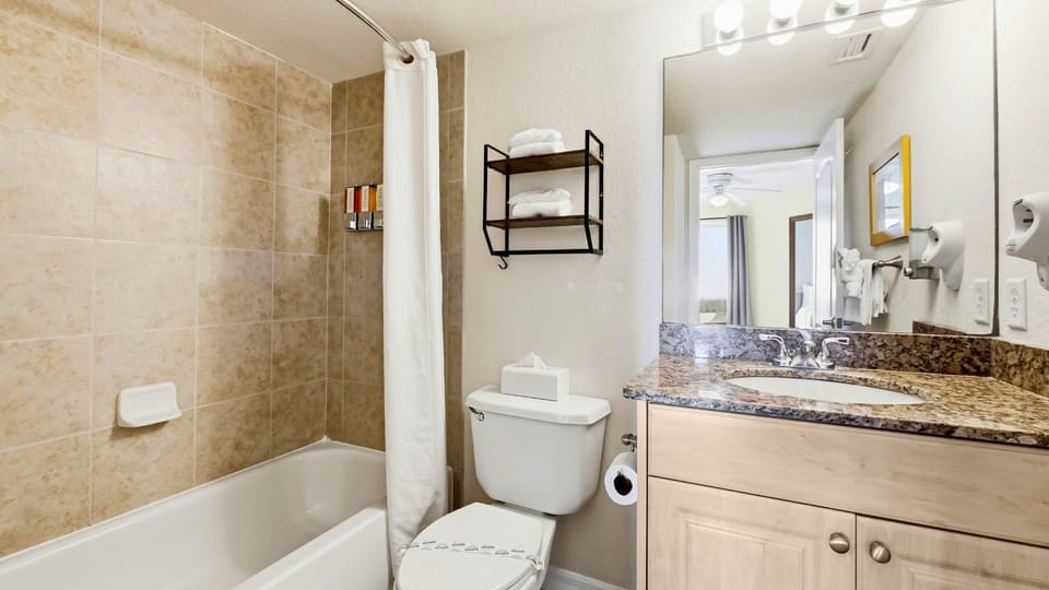 Surf Beach Room 405 Master Bathroom
