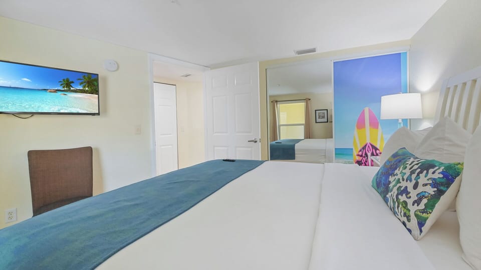 South Beach Room 205 Bedroom