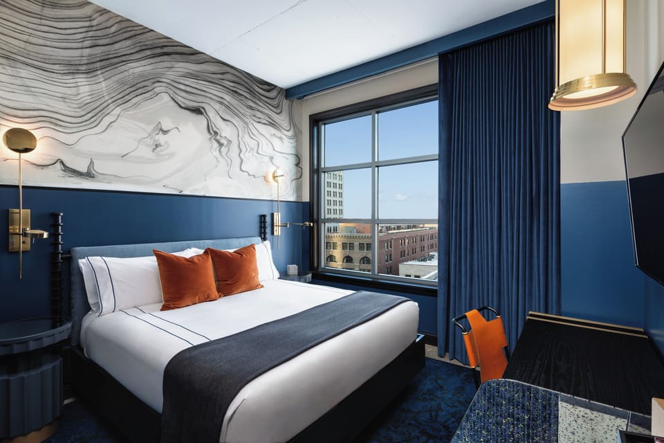 Egyptian cotton sheets, premium bedding, down comforters, minibar