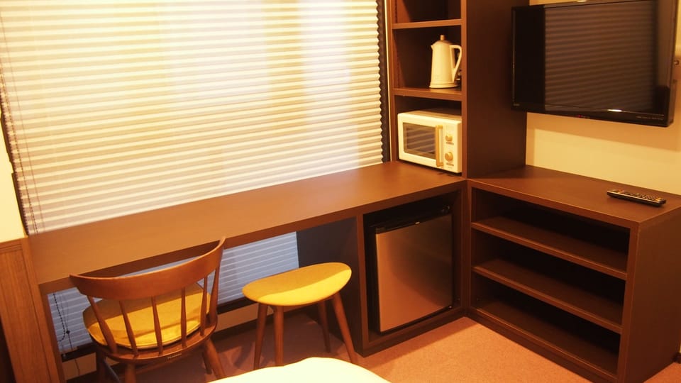 Design Double Room | Individually decorated, individually furnished, desk, iron/ironing board
