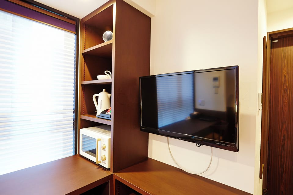 Design Double Room | Individually decorated, individually furnished, desk, iron/ironing board