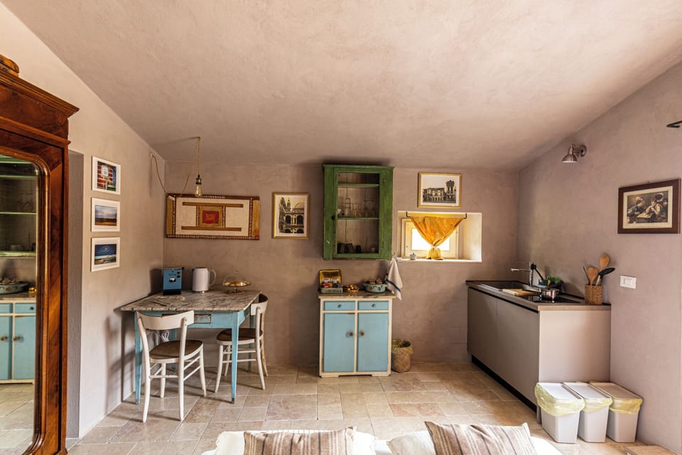 Classic Room | Desk, iron/ironing board, free WiFi, bed sheets