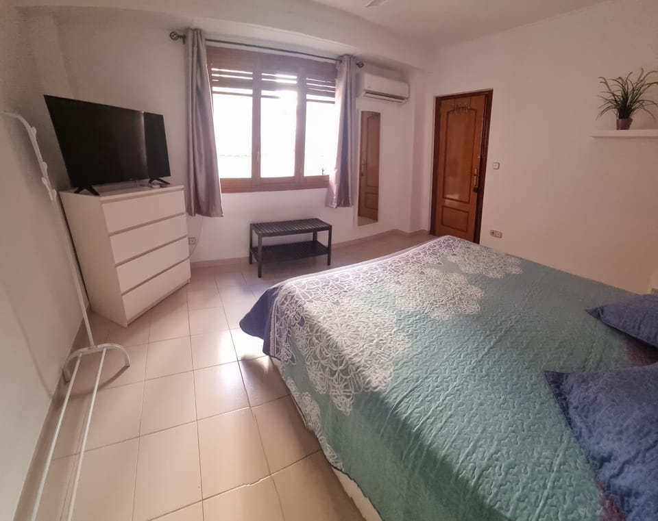 Economy Double Room, 1 Queen Bed | Egyptian cotton sheets, premium bedding, down comforters
