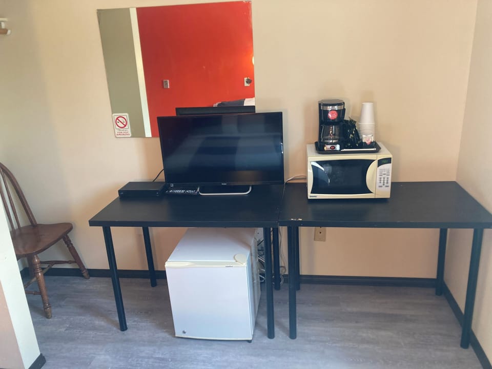 Basic Room | WiFi (free), bed sheets