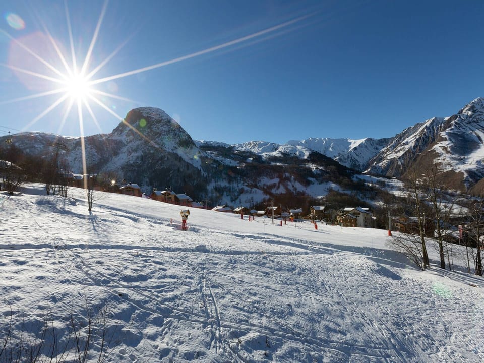 Snow and ski sports